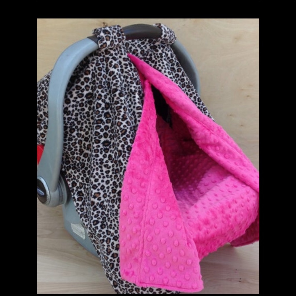 Infant Car Seat Canopy/Veil in Leopard and Pink.